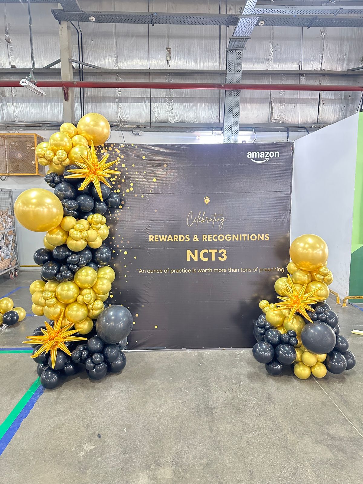 Professional Corporate Event Setup icon